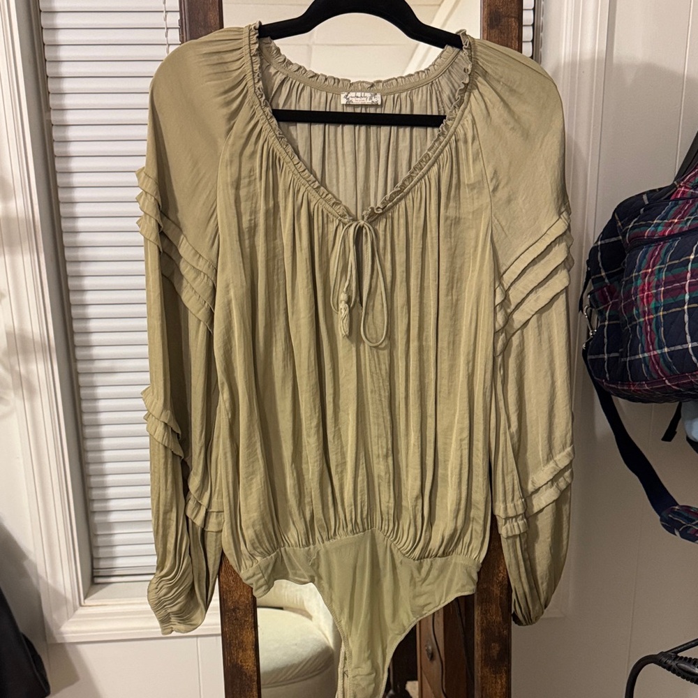 Free People Intimately Sage Green Long Sleeve Bodysuit Blouse Sz S